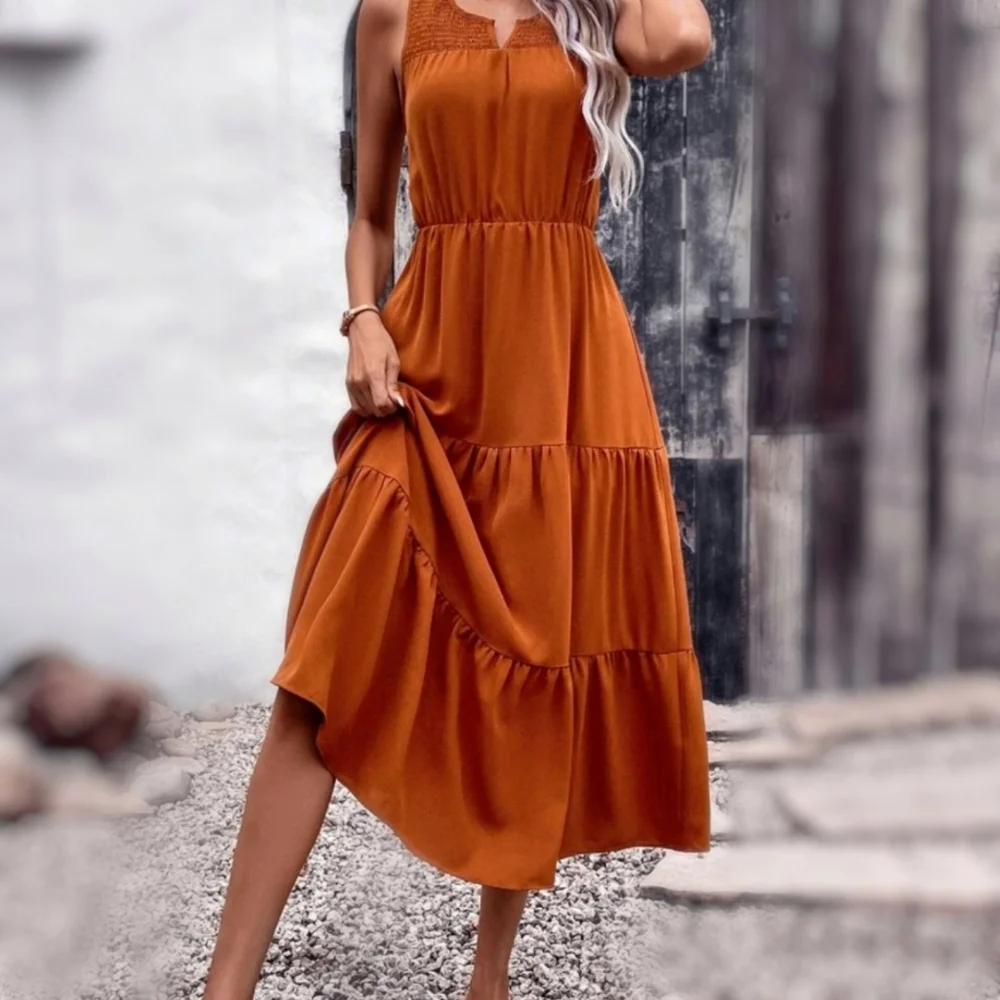 Country Outfitters Notched Sleeveless Midi Dress - Picture 2 of 3